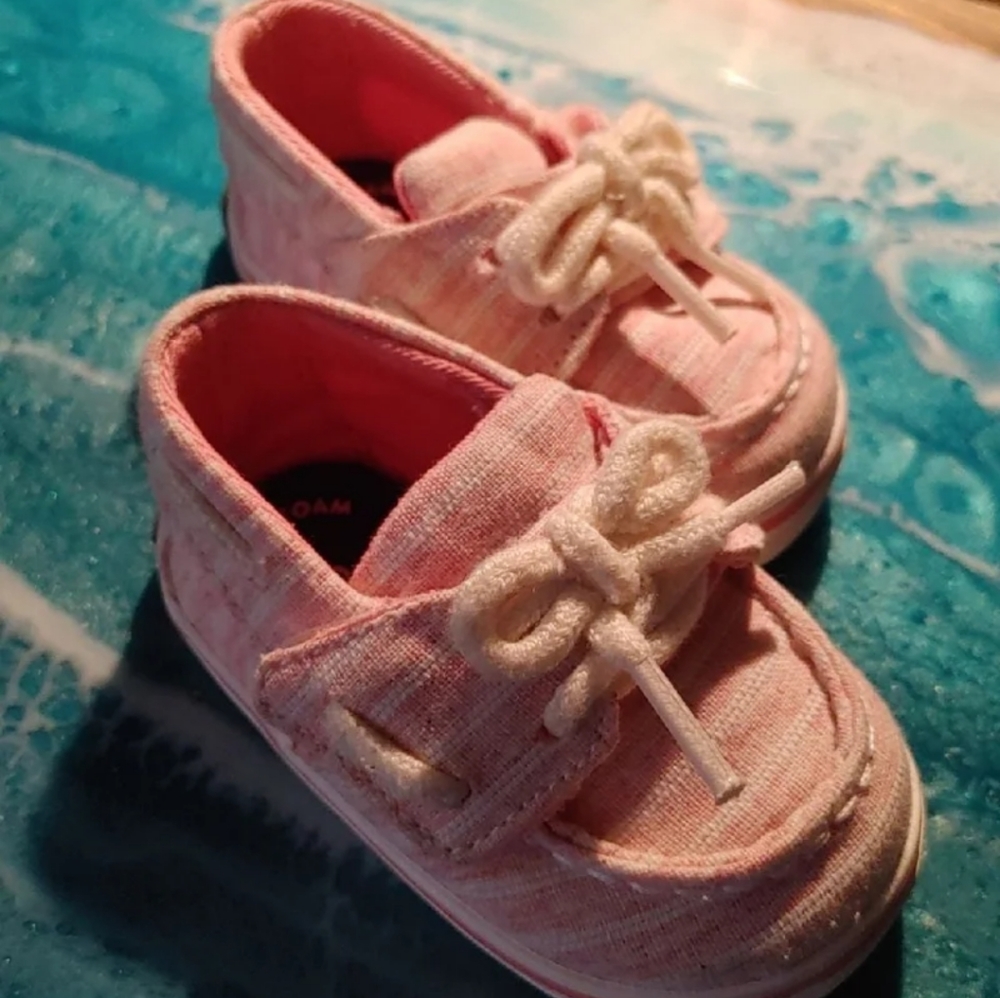Baby girl sperrys